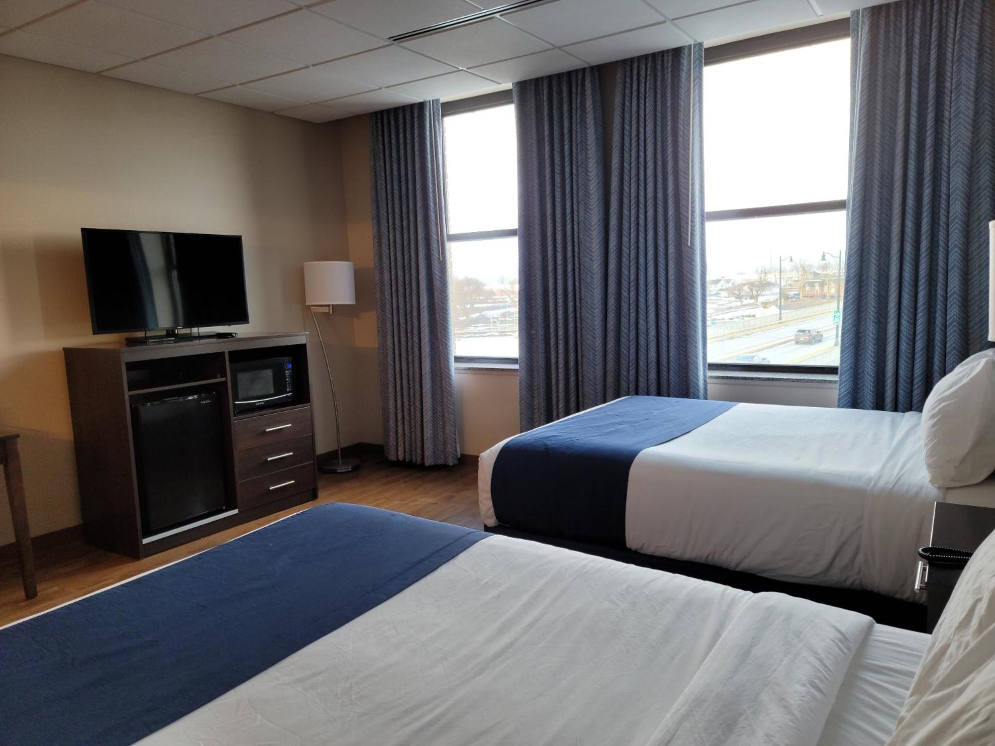 Ariel Broadway Hotel Lorain 외부 사진