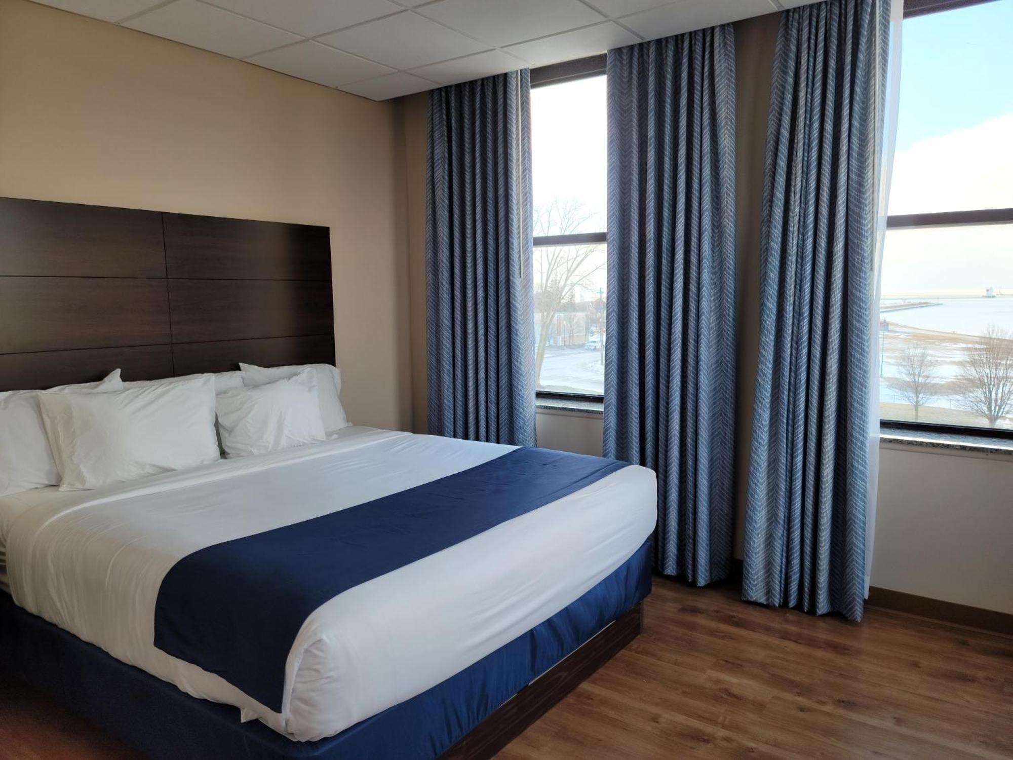 Ariel Broadway Hotel Lorain 외부 사진