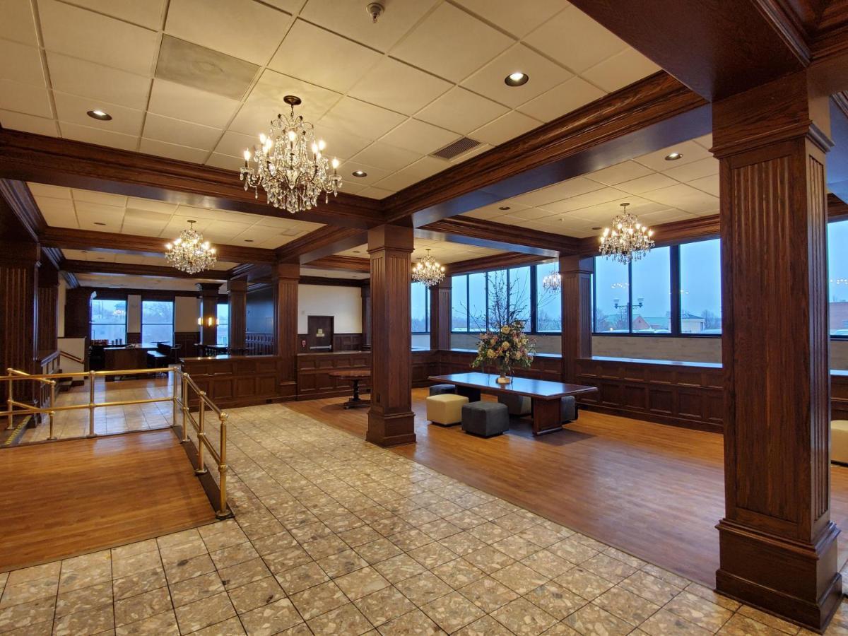 Ariel Broadway Hotel Lorain 외부 사진
